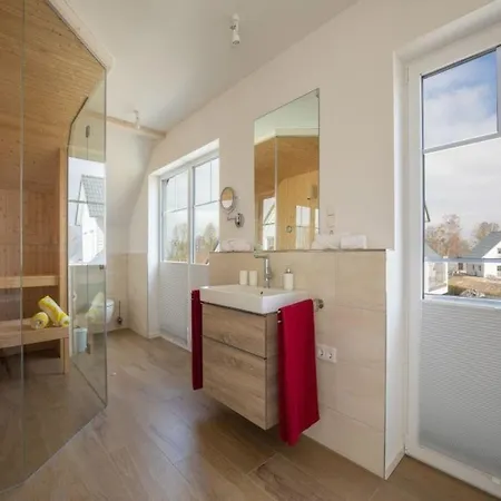 In Mit Sauna, Terrasse Und Garten Сasa de vacaciones